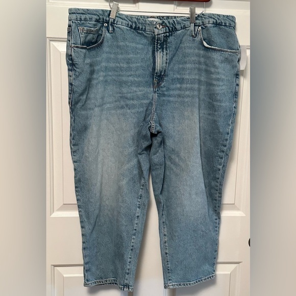 Good American Good Petite Straight Jeans - Picture 1 of 4